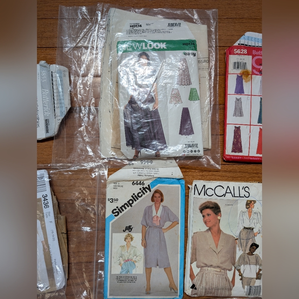 Vtg Sewing Pattern Lot B Simplicity McCalls Butterick - 10 Patterns- Plus Size - Picture 3 of 13